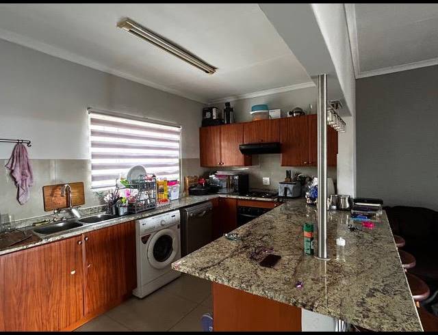 2 BEDROOM TOWNHOUSE FOR SALE IN EDEN GLEN